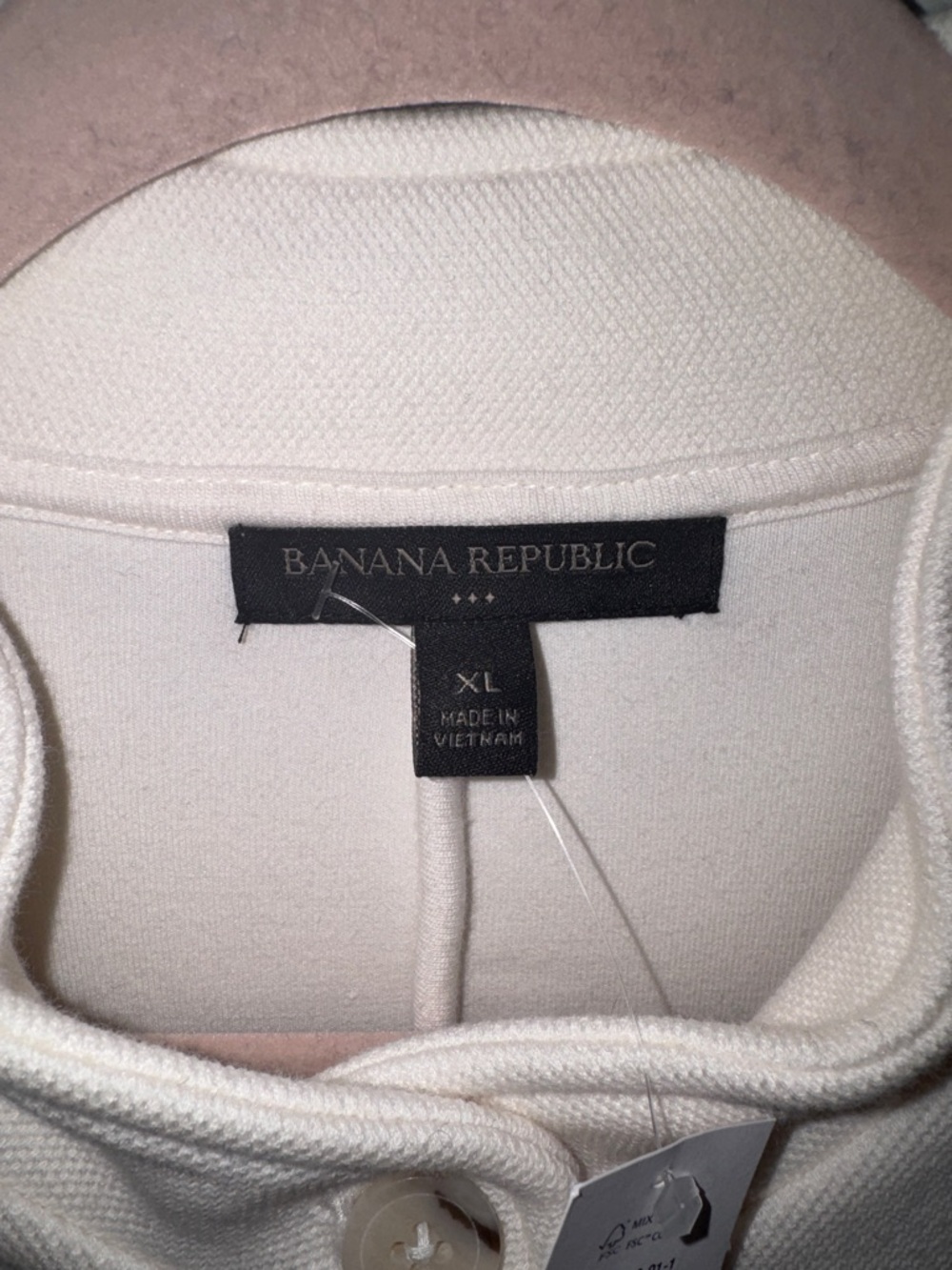 Banana Republic Women's Off-White Button Front Blazer - Picture 2 of 6